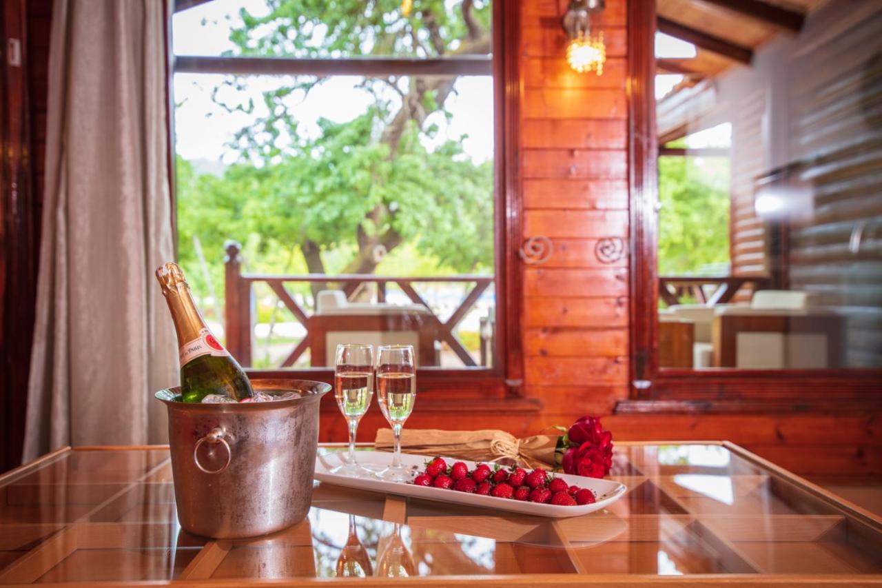 The Bay Beach Club Fethiye Extérieur photo